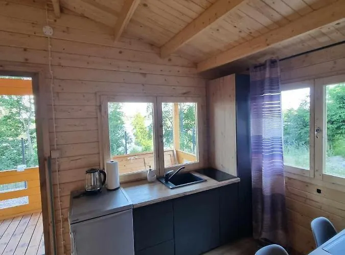 Letniskowy Na Kaszubach Frydrychowo Jezioro Mausz 別荘 *