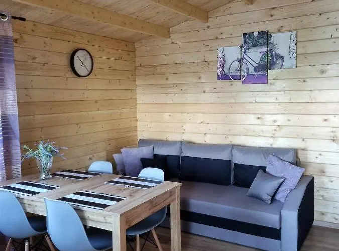 Letniskowy Na Kaszubach Frydrychowo Jezioro Mausz Klodno (Pomerania)