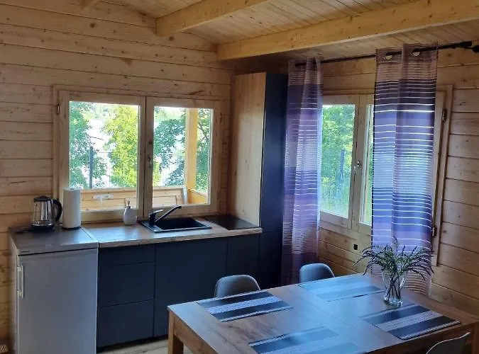 Letniskowy Na Kaszubach Frydrychowo Jezioro Mausz 別荘 *